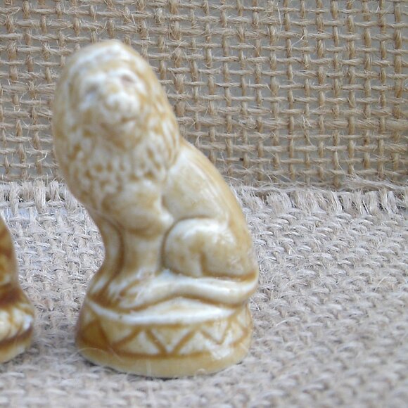 Vintage Wade Whimsies Lion Porcelain Figurine - Picture 2 of 10